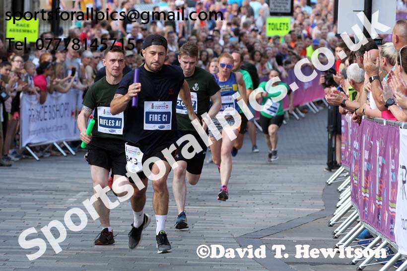 Durham Services Relay, Durham City Run 5k and 10k. Photo: David T. Hewitson/Sports for All Pics